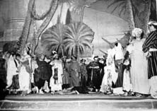 Una de las escenas de la representación de esta obra en la ciudad de Málaga, a finales de los años veinte.